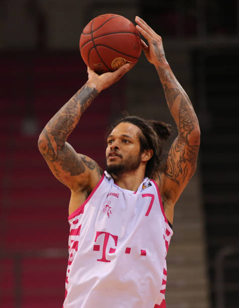 队时常常显 队时常常显