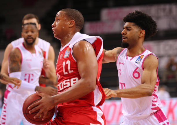 了他们是一 了他们是一