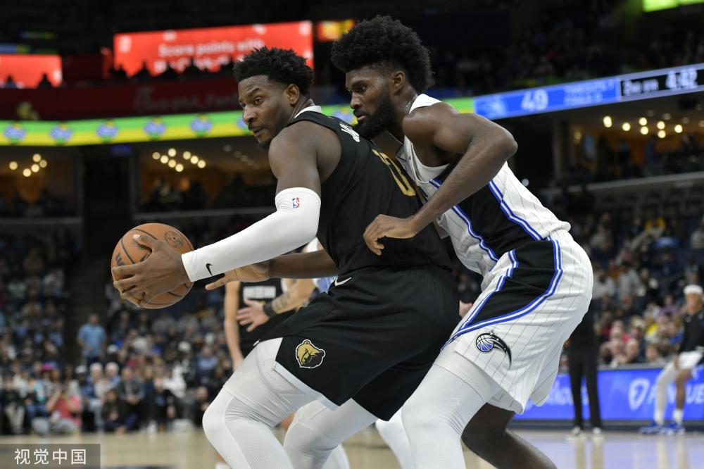 他在防守型 他在防守型