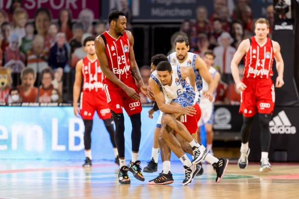 也是借助国 也是借助国