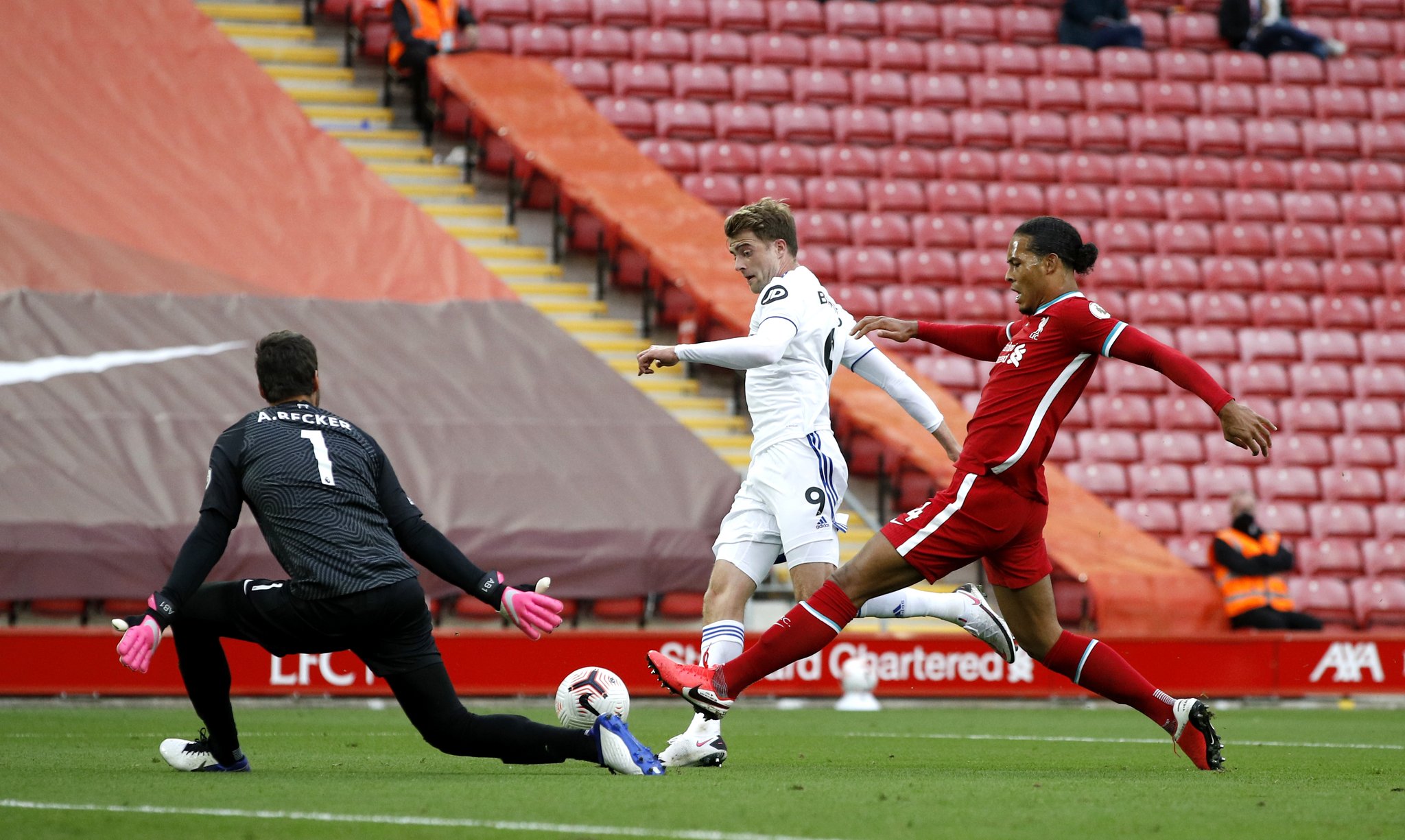 整体表现增 整体表现增